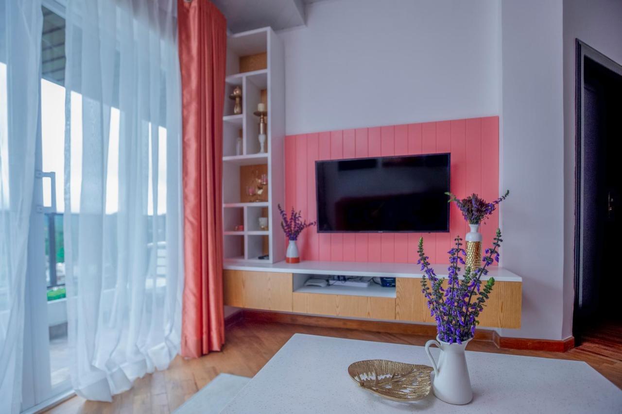 The Breeze Luxury Apartment Nuwara Eliya Exterior photo